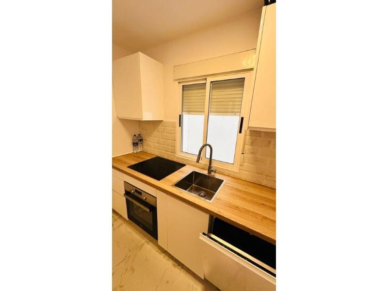 2 Zimmer Apartment zu verkaufen in Torrevieja - 147.000 € (Ref: 10148748)