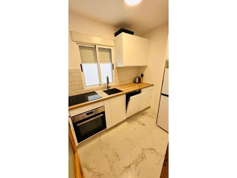 2 Zimmer Apartment zu verkaufen in Torrevieja - 147.000 € (Ref: 10148748)