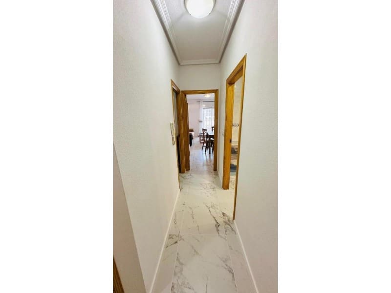 2 Zimmer Apartment zu verkaufen in Torrevieja - 147.000 € (Ref: 10148748)