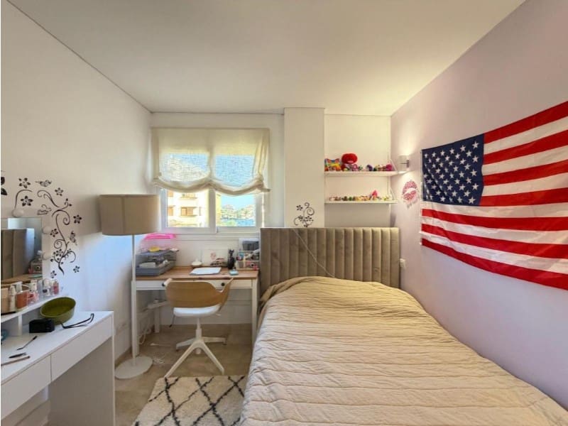 3 chambre Appartement à vendre à Punta Prima avec piscine garage - 365 000 € (Ref: 10148750)
