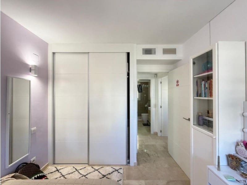3 chambre Appartement à vendre à Punta Prima avec piscine garage - 365 000 € (Ref: 10148750)