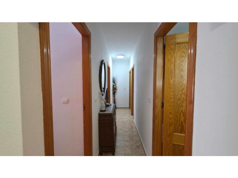 3 quarto Apartamento para venda em Torrevieja com piscina - 187 900 € (Ref: 10148751)