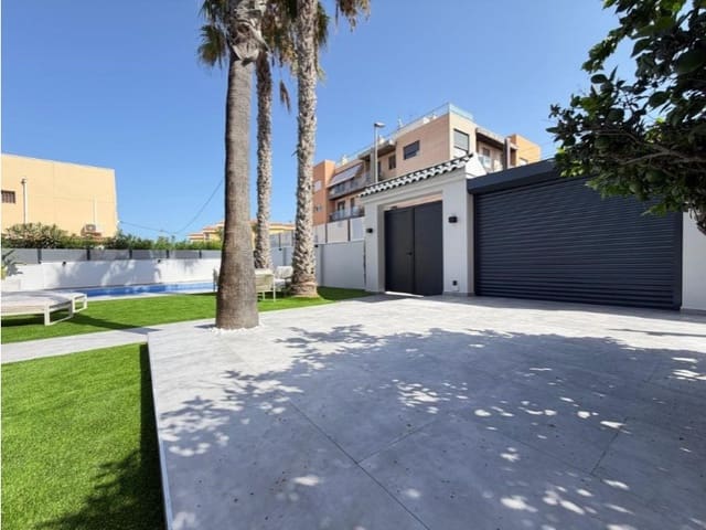 4 quarto Moradia para venda em Punta Prima, Torrevieja com piscina garagem - 699 000 € (Ref: 10148752)