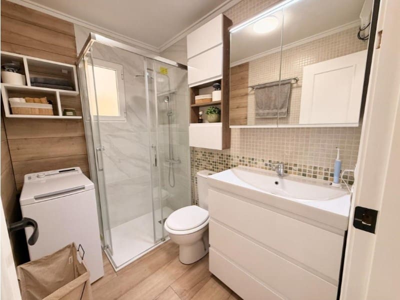1 sovrum Lägenhet till salu i Torrevieja med pool garage - 177 950 € (Ref: 10148753)