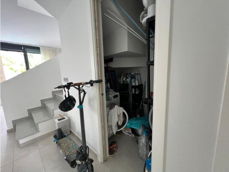 3 soveværelse Villa til salg i Orihuela med swimmingpool - € 395.000 (Ref: 10148760)