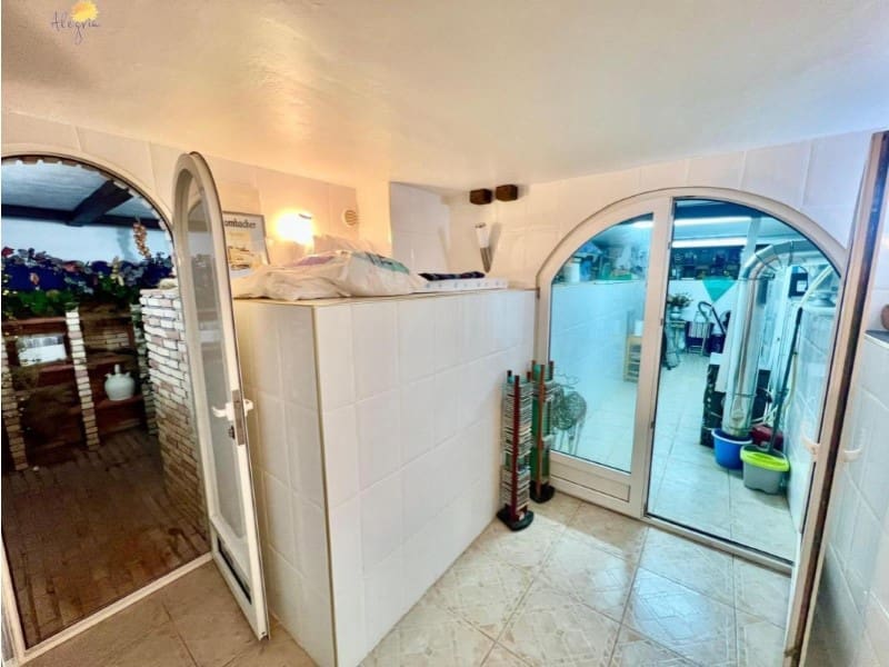 3 chambre Villa/Maison à vendre à Torrevieja avec piscine garage - 490 000 € (Ref: 10148768)