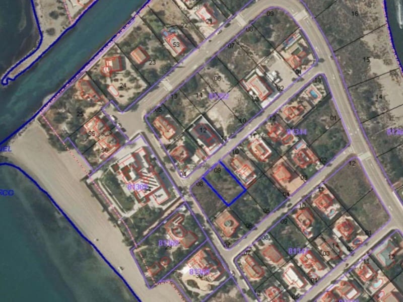 Rakentamaton maa myytävänä paikassa La Manga del Mar Menor - 294 900 € (Ref: 10148769)