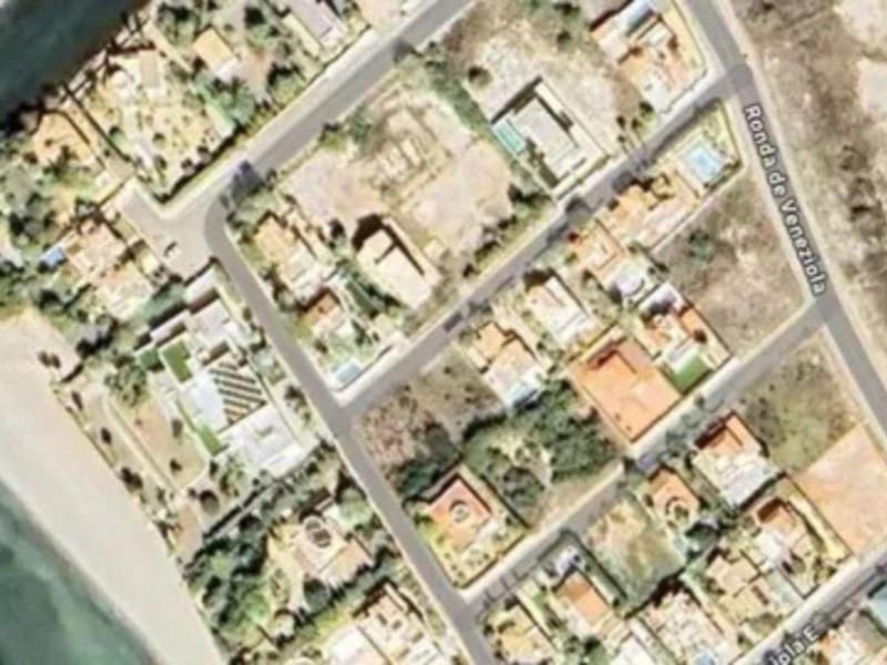 Rakentamaton maa myytävänä paikassa La Manga del Mar Menor - 294 900 € (Ref: 10148769)
