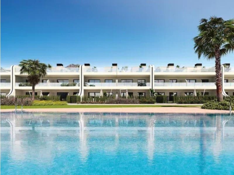 3 soverom Leilighet til salgs i La Manga Club med svømmebasseng garasje - € 400 000 (Ref: 10151434)
