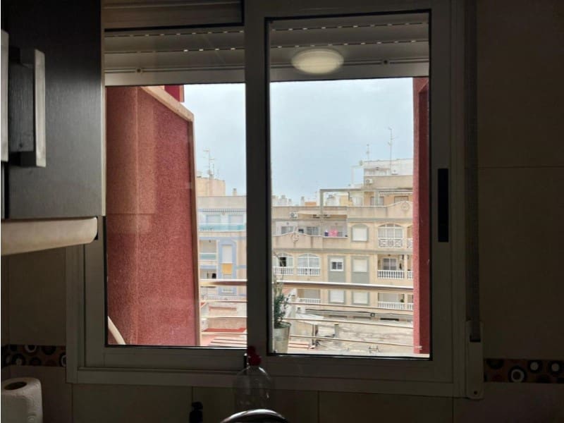 2 quarto Apartamento para venda em Torrevieja - 149 015 € (Ref: 10155198)