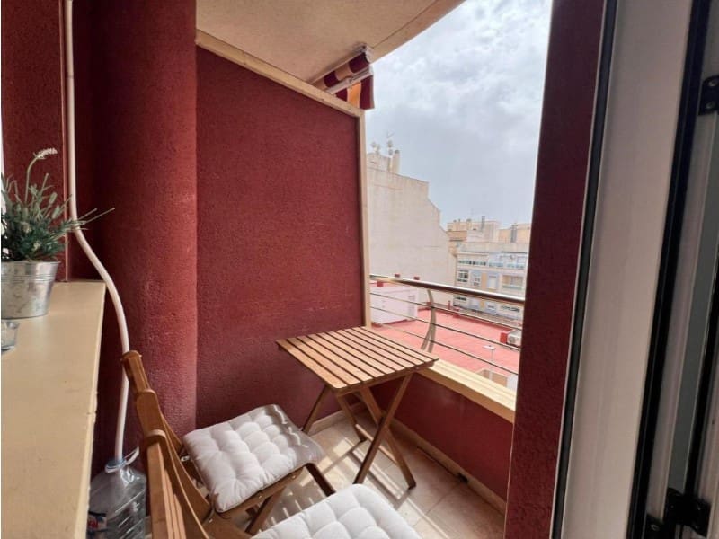 2 quarto Apartamento para venda em Torrevieja - 149 015 € (Ref: 10155198)