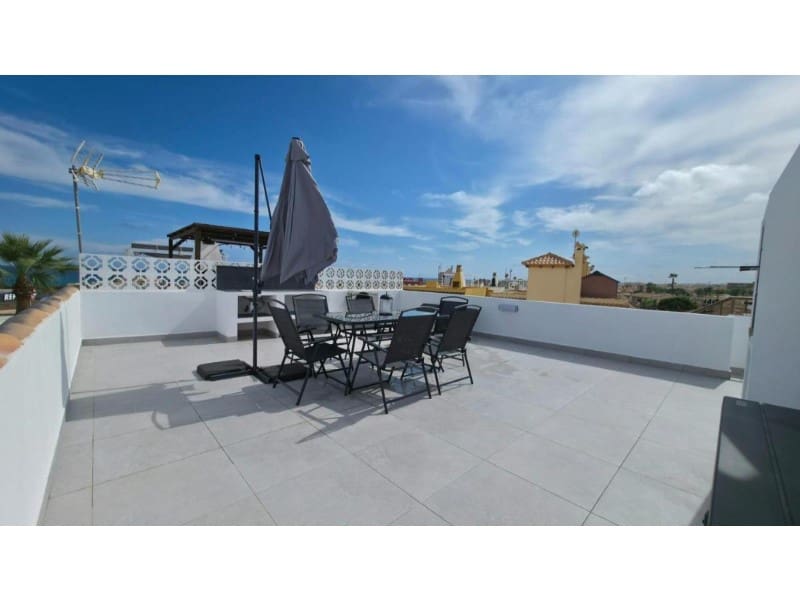 2 chambre Bungalow à vendre à Torrevieja avec piscine - 199 000 € (Ref: 10155202)