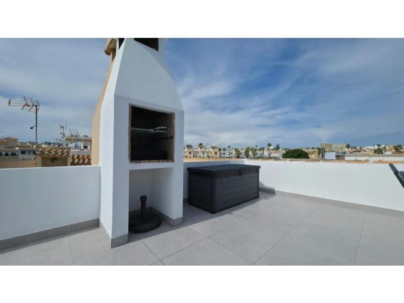 2 chambre Bungalow à vendre à Torrevieja avec piscine - 199 000 € (Ref: 10155202)