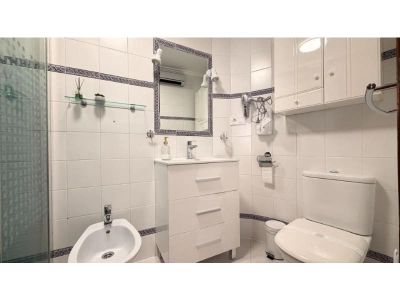 1 bedroom Apartment for sale in Torrevieja with garage - € 149,900 (Ref: 10155206)
