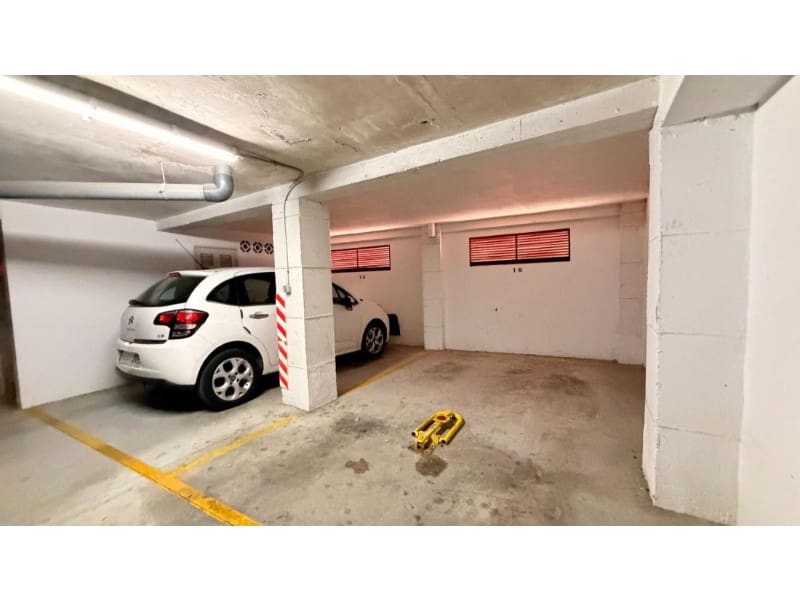 1 bedroom Apartment for sale in Torrevieja with garage - € 149,900 (Ref: 10155206)