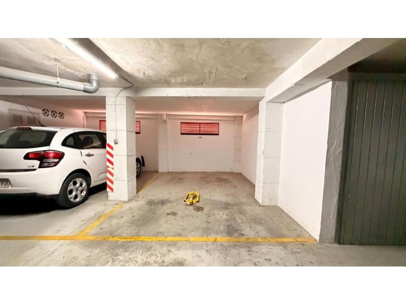 1 bedroom Apartment for sale in Torrevieja with garage - € 149,900 (Ref: 10155206)