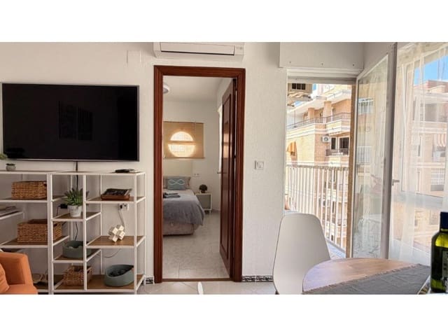 1 bedroom Apartment for sale in Playa de los Locos, Torrevieja with garage - € 149,900 (Ref: 10155206)