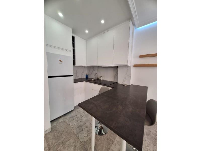 1 soveværelse Lejlighed til salg i Torrevieja - € 147.900 (Ref: 10155208)