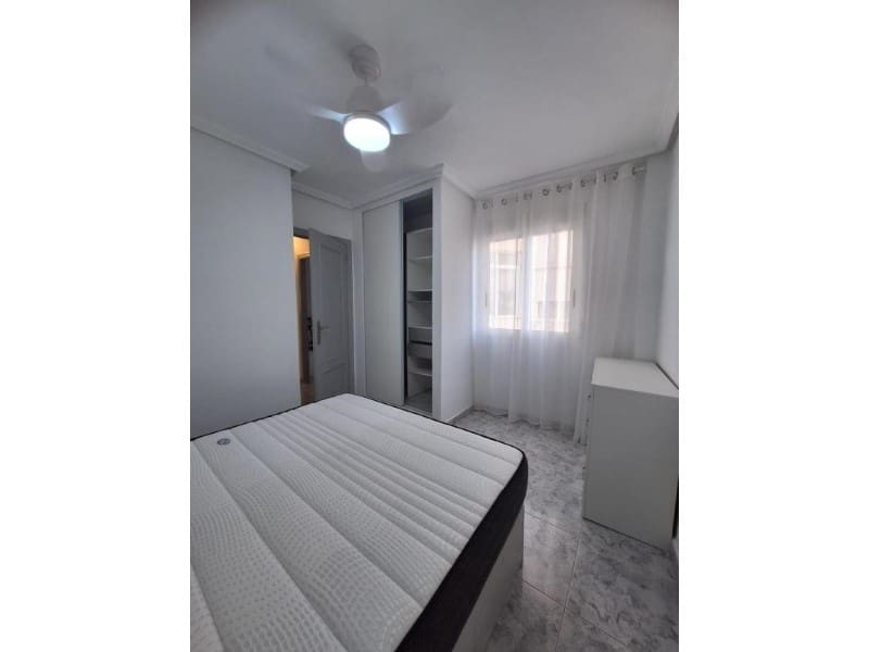 1 soveværelse Lejlighed til salg i Torrevieja - € 147.900 (Ref: 10155208)