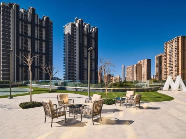 Appartamento in vendita in Playa Poniente, Benidorm con piscina garage - 649.000 € (Rif: 10157665)
