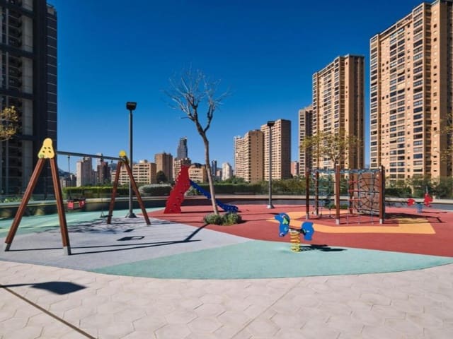 Appartamento in vendita in Playa Poniente, Benidorm con piscina garage - 649.000 € (Rif: 10157665)