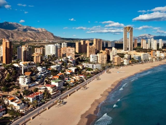 Appartamento in vendita in Playa Poniente, Benidorm con piscina garage - 649.000 € (Rif: 10157665)