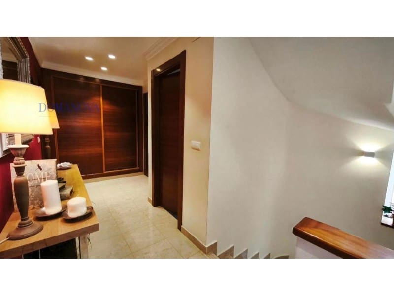 Chalet de 4 habitaciones en Alicante / Alacant ciudad en venta con piscina garaje - 950.000 € (Ref: 10159517)