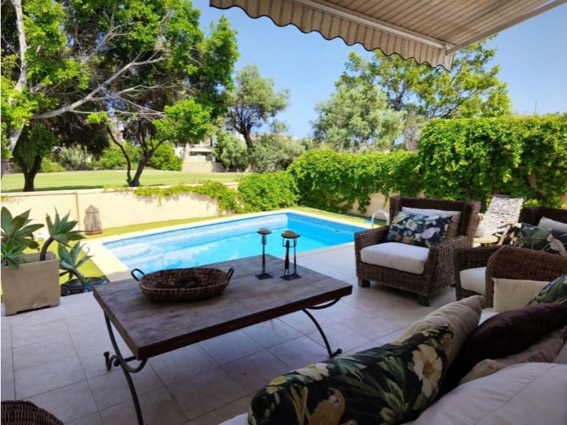 Chalet de 4 habitaciones en Alicante / Alacant ciudad en venta con piscina garaje - 950.000 € (Ref: 10159517)