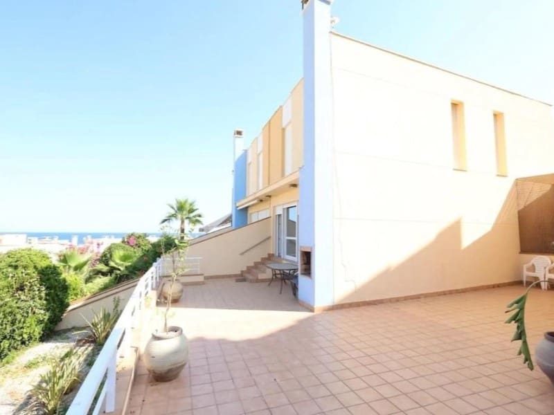 Pareado de 3 habitaciones en Orihuela en venta con piscina garaje - 390.000 € (Ref: 10159520)