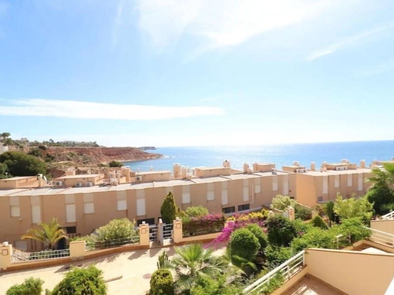 Pareado de 3 habitaciones en Orihuela en venta con piscina garaje - 390.000 € (Ref: 10159520)