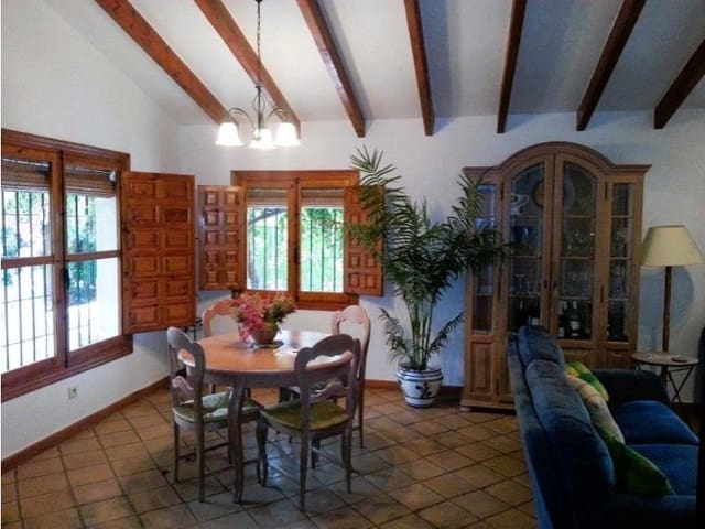 Villa te koop in Orihuela ciudad, Orihuela - € 749.000 (Ref: 10159521)