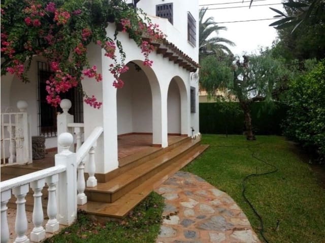 Villa te koop in Orihuela ciudad, Orihuela - € 749.000 (Ref: 10159521)