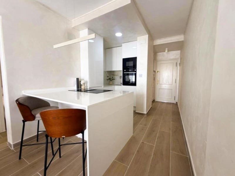 2 quarto Apartamento para venda em Torrevieja com piscina - 159 995 € (Ref: 10159539)