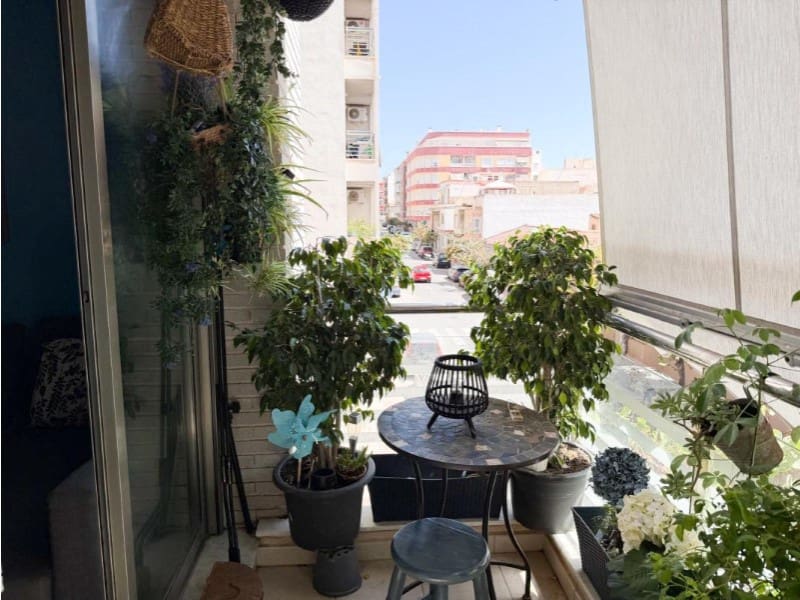 3 soveværelse Lejlighed til salg i Torrevieja - € 259.900 (Ref: 10162229)
