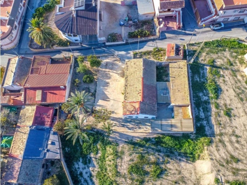 4 bedroom Finca/Country House for sale in Orihuela - € 250,000 (Ref: 10162239)