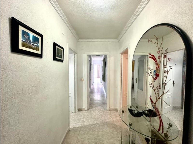 Apartamento de 3 habitaciones en Torrevieja en venta con garaje - 375.000 € (Ref: 10162241)