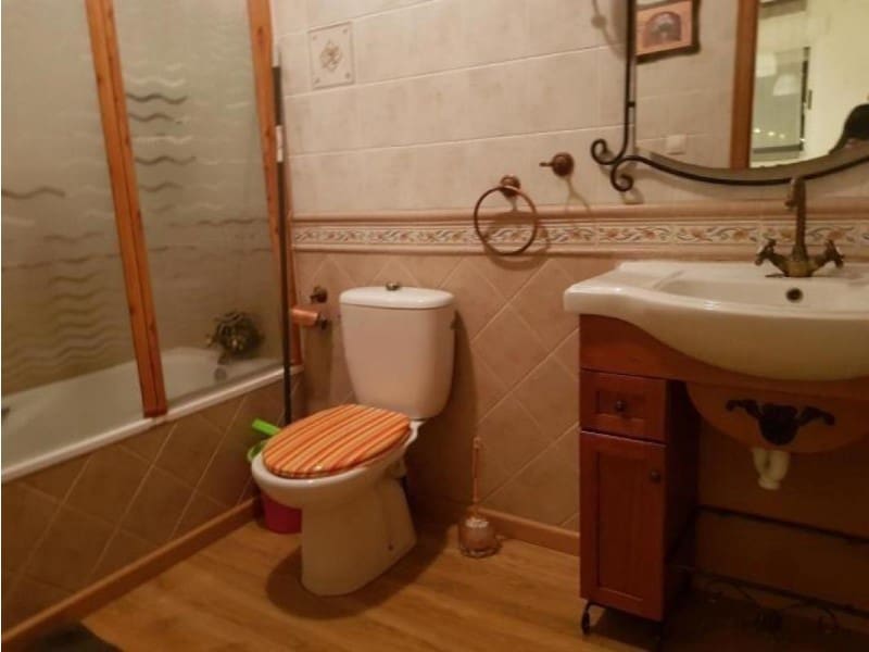 6 bedroom Villa for sale in Aguas Nuevas with pool - € 525,000 (Ref: 10163110)