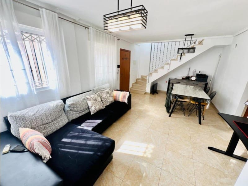 3 soveværelse Semi-Rækkehus til salg i Torrevieja med swimmingpool garage - € 249.900 (Ref: 10164889)