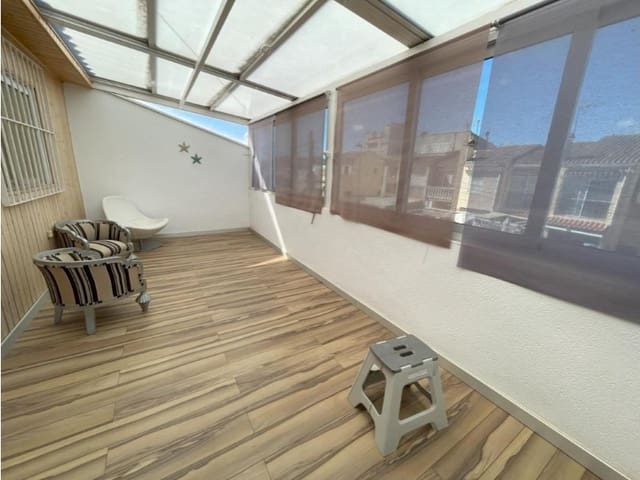 3 slaapkamer Halfvrijstaande villa te koop in Nueva Torrevieja, Torrevieja - € 320.000 (Ref: 10164890)