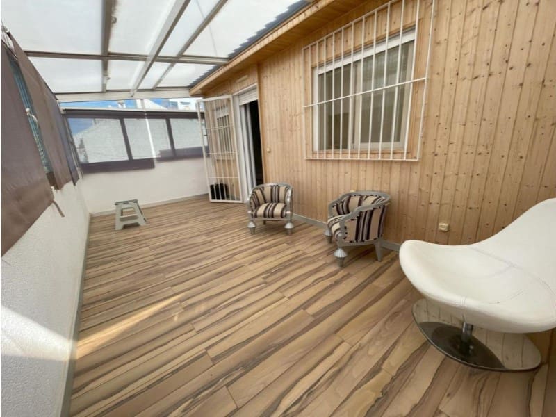 3 slaapkamer Halfvrijstaande villa te koop in Torrevieja - € 320.000 (Ref: 10164890)