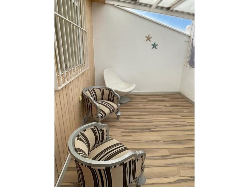3 slaapkamer Halfvrijstaande villa te koop in Torrevieja - € 320.000 (Ref: 10164890)