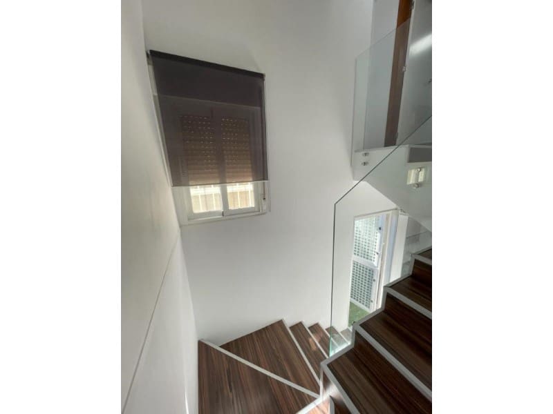 3 slaapkamer Halfvrijstaande villa te koop in Torrevieja - € 320.000 (Ref: 10164890)