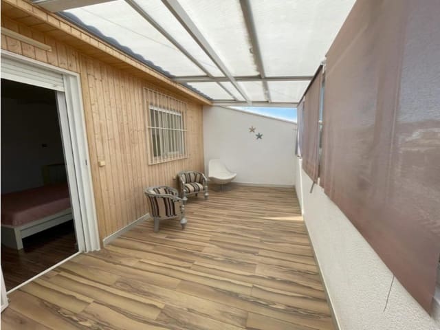 3 slaapkamer Halfvrijstaande villa te koop in Nueva Torrevieja, Torrevieja - € 320.000 (Ref: 10164890)