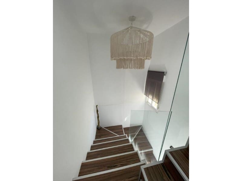 3 slaapkamer Halfvrijstaande villa te koop in Torrevieja - € 320.000 (Ref: 10164890)