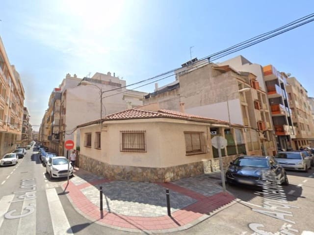 Grond te koop in Avenida Habaneras - Curva de Palangre, Torrevieja - € 430.000 (Ref: 10171465)