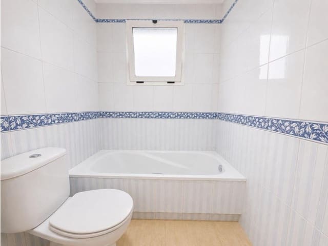 1 makuuhuone Huoneisto myytävänä paikassa Antonio Machado, Torrevieja mukana uima-altaan - 158 900 € (Ref: 10171467)