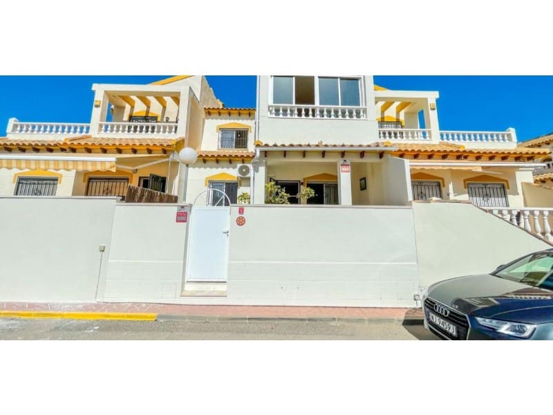 3 bedroom Semi-detached Villa for sale in Orihuela with pool - € 268,800 (Ref: 10171478)