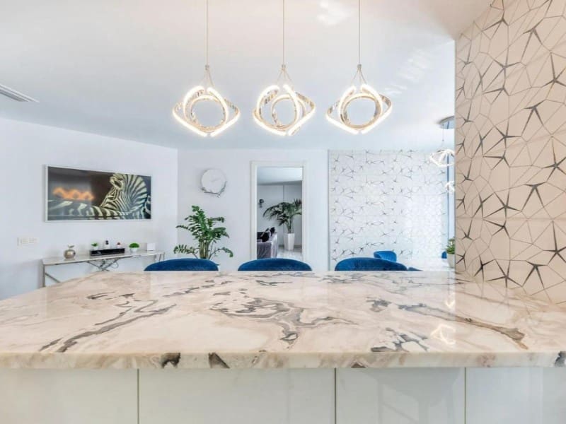 5 soveværelse Lejlighed til salg i Playa de San Juan med swimmingpool garage - € 990.000 (Ref: 10171479)