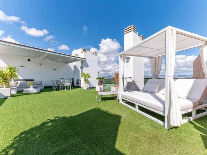 5 soveværelse Lejlighed til salg i Playa de San Juan med swimmingpool garage - € 990.000 (Ref: 10171479)