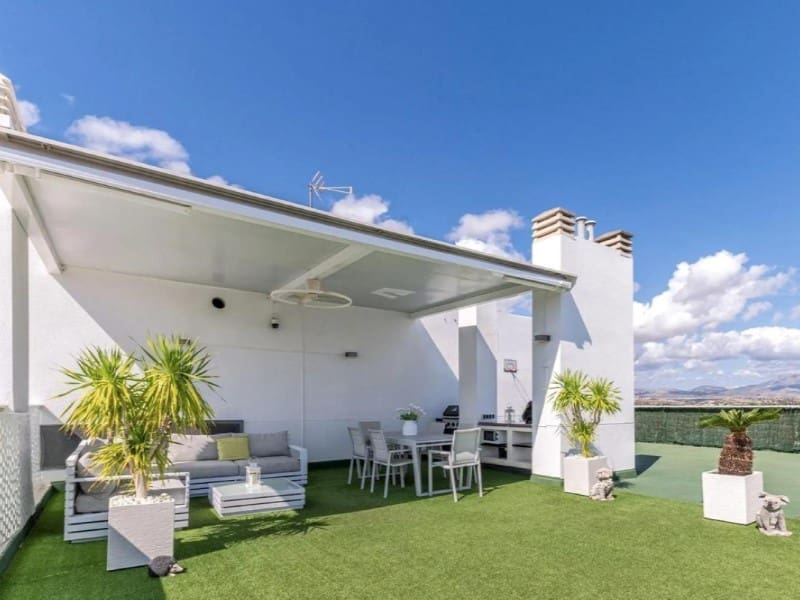 5 soveværelse Lejlighed til salg i Playa de San Juan med swimmingpool garage - € 990.000 (Ref: 10171479)